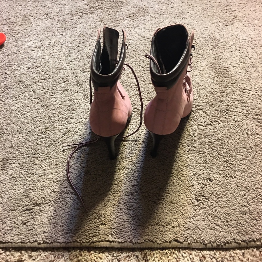 Heeled boots - Picture 3 of 4